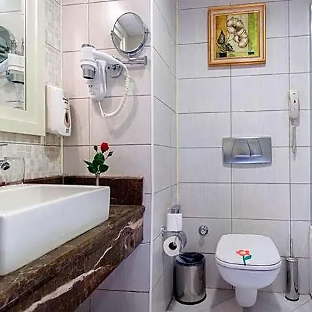 Alba Queen Hotel 5*