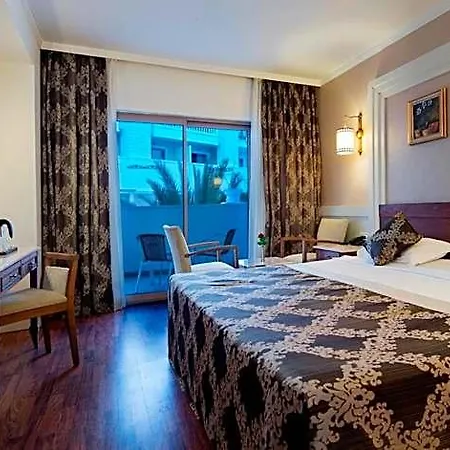 Alba Queen Hotel
